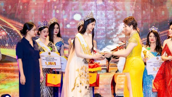 MAI THANH TRÚC ĐĂNG QUANG HOA HẬU VĂN HOÁ HỮU NGHỊ QUỐC TẾ 2025