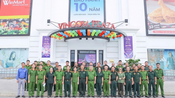 Lào Cai: Công an phường Âu Lâu sinh hoạt chính trị, giao lưu Hội Cựu chiến binh