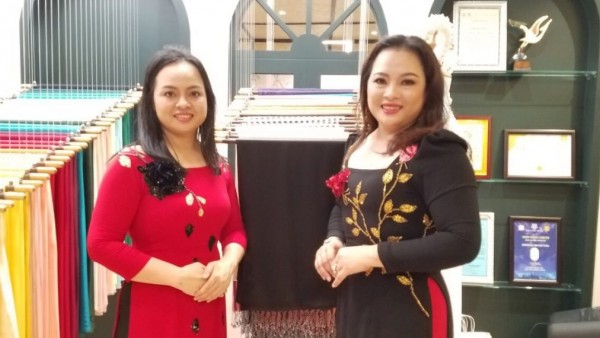 Thời trang “Áo Dài Hải Triều” tôn vinh nét đẹp quý phái, duyên dáng của phụ nữ Việt 