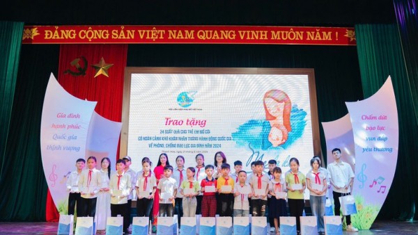 Hỗ trợ 'Gia đình gắn kết yêu thương'