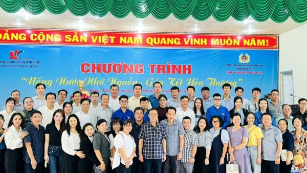 Học viện Tư pháp: Phát huy đạo lý “uống nước nhớ nguồn”, “đền ơn đáp nghĩa” kỷ niệm 77 năm ngày thương binh - liệt sĩ