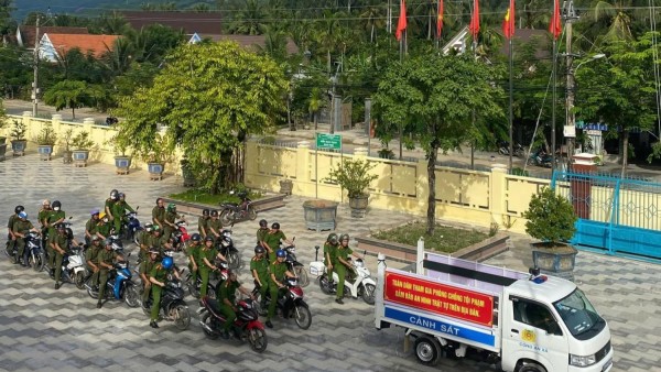 CÔNG AN PHƯỜNG HOÀI NHƠN TÂY: "QUÉT" TỘI PHẠM, XÂY "THẾ TRẬN LÒNG DÂN"