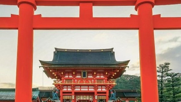 Đền Fushimi Inari - cái cũ của cố đô