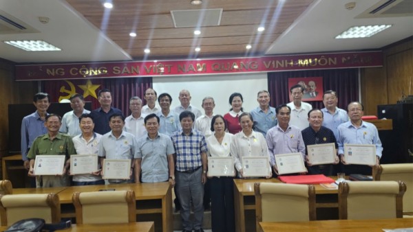 Hội Cựu CAND TP.HCM bế giảng lớp bồi dưỡng kỹ năng báo chí - truyền thông