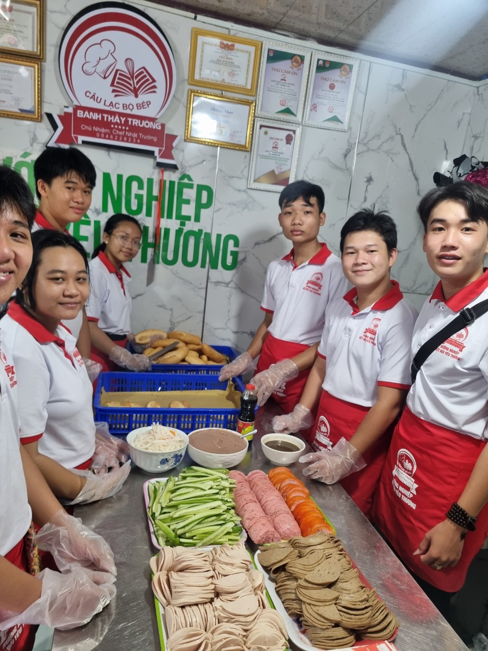Hình 2