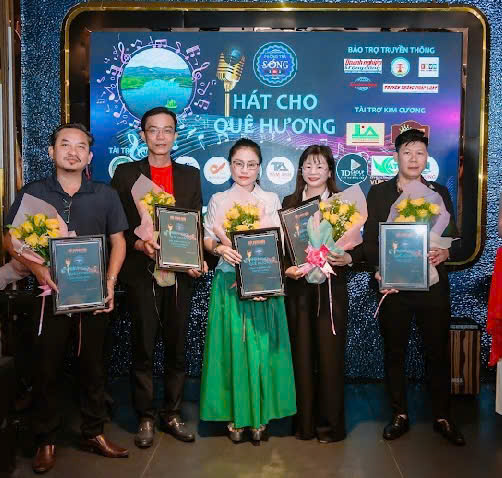 z7212826371375 28b783e4fc3cfdeb49fc875fc7483848